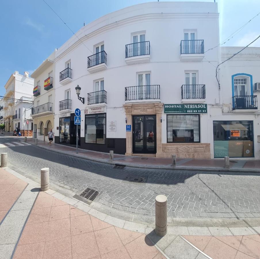 Hostal Nerjasol Exterior photo